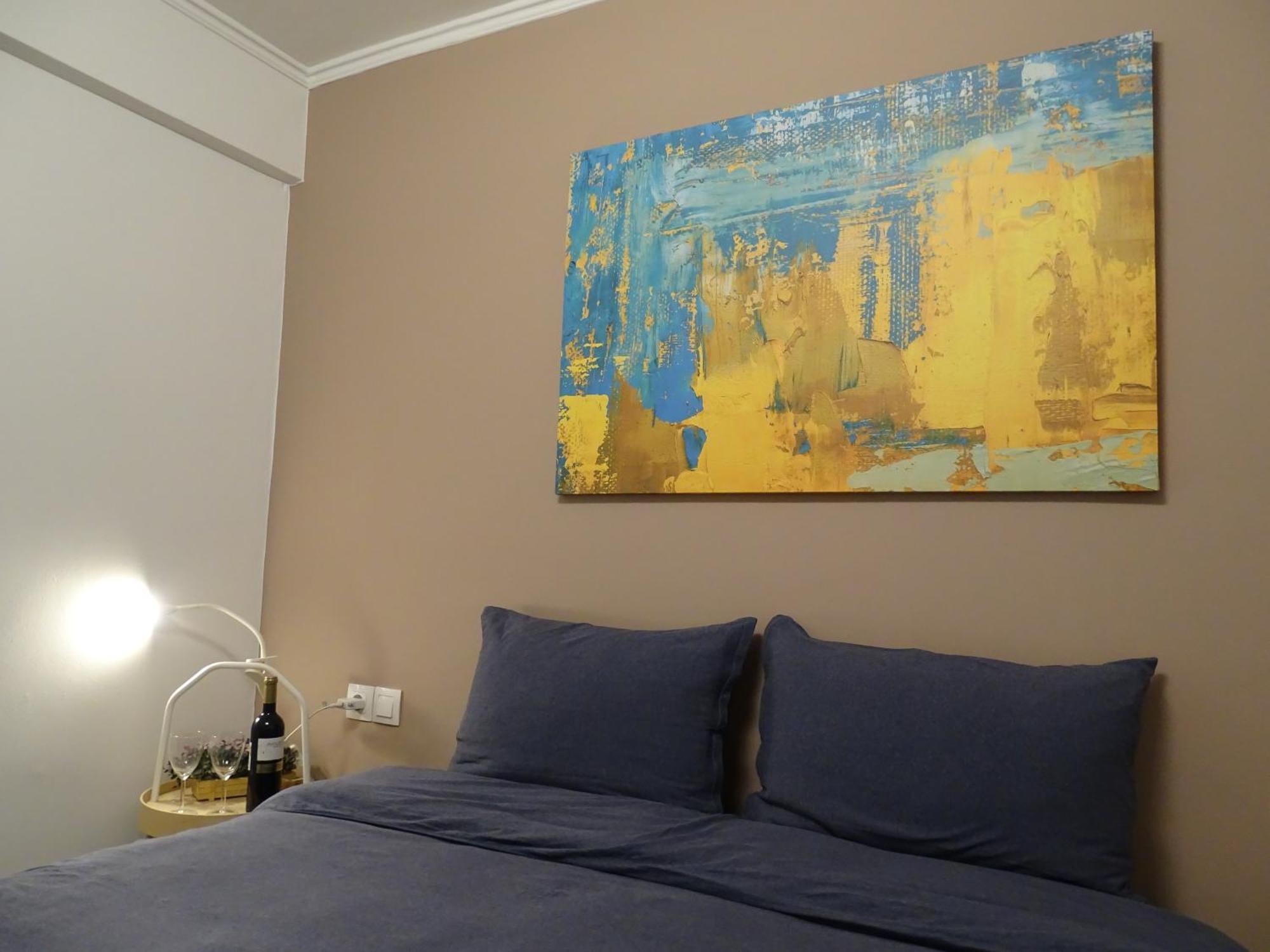 Stylish, Comfortable, Basement Loft-Like Apartment With Amenities Афины Экстерьер фото