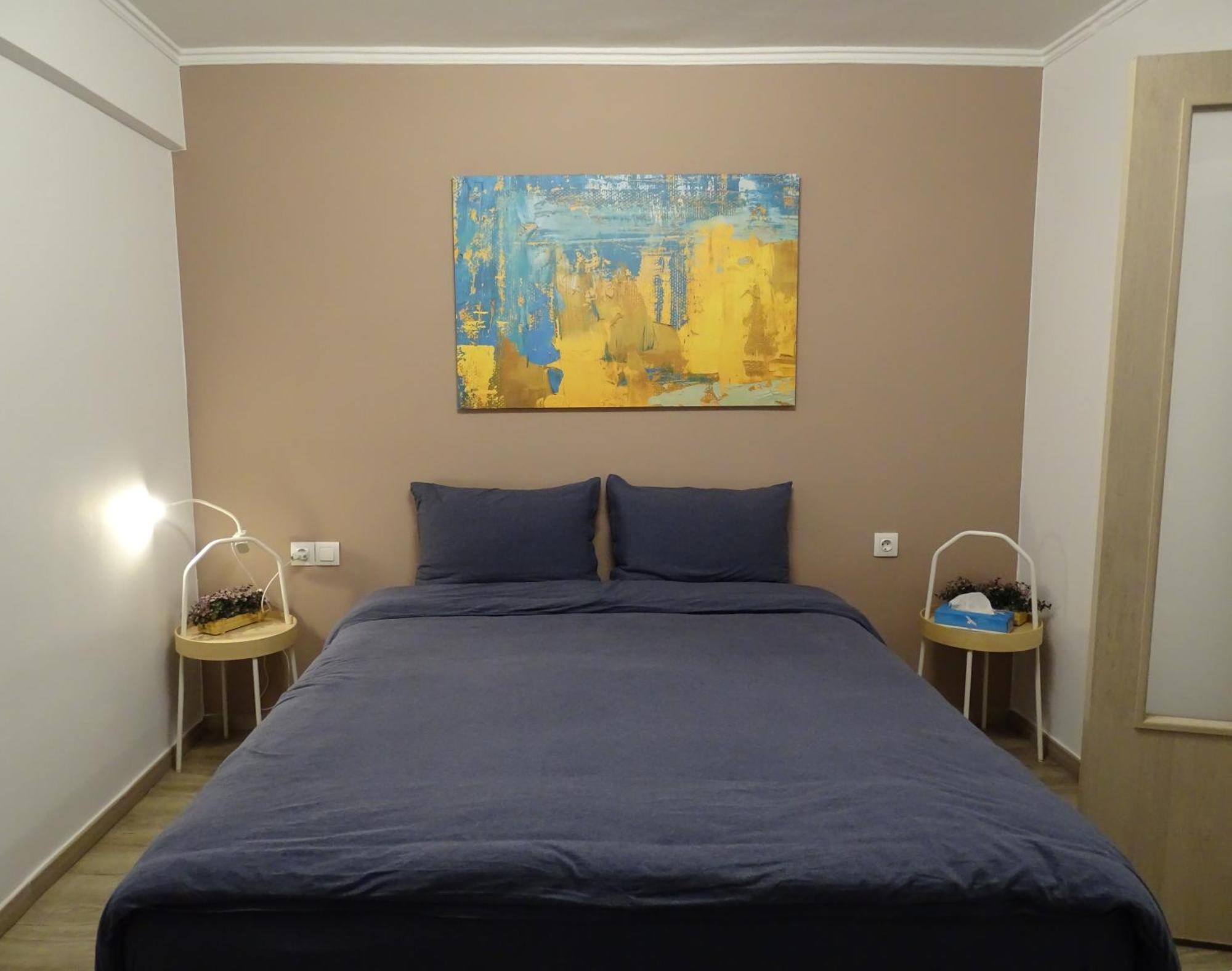 Stylish, Comfortable, Basement Loft-Like Apartment With Amenities Афины Экстерьер фото